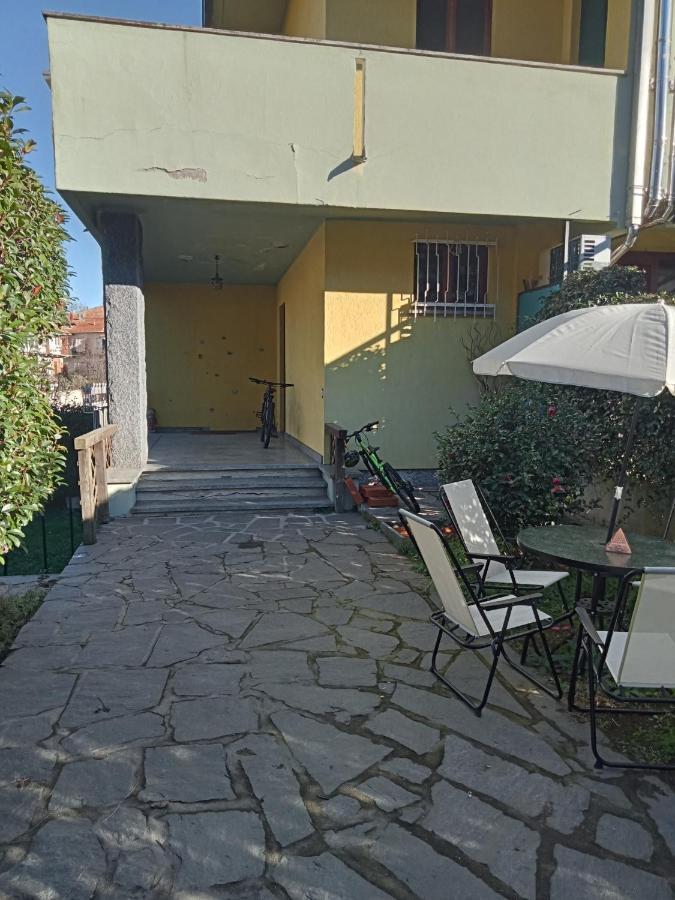 La Casa Di Elisa Affittacamere Gravellona Toce Exterior foto